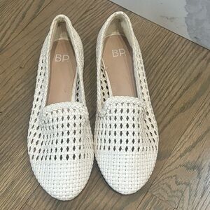 BP Wesley Woven White Flats women’s size 6 EUC